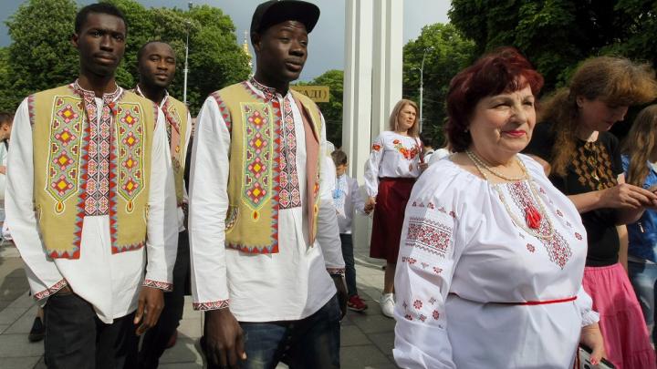 Из Малороссии в «Чернороссию»: Украина под контролем Запада превратится в пристанище для мигрантов