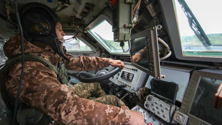 Битва за Волчанск: Город приходится превращать в руины, ВСУ прячутся в лесах и гражданском транспорте Битва за Волчанск: Город приходится превращать в руины, ВСУ прячутся в лесах и гражданском транспорте
