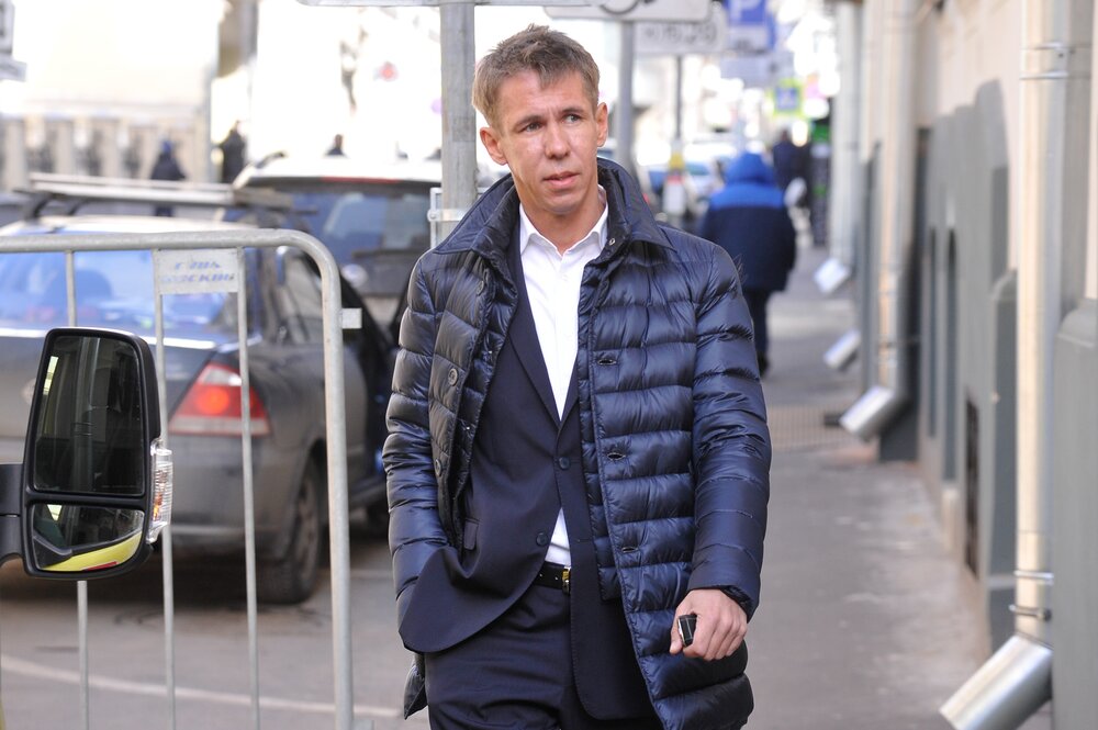 Алексей Панин* заявил, что вернется в Россию только ради денег