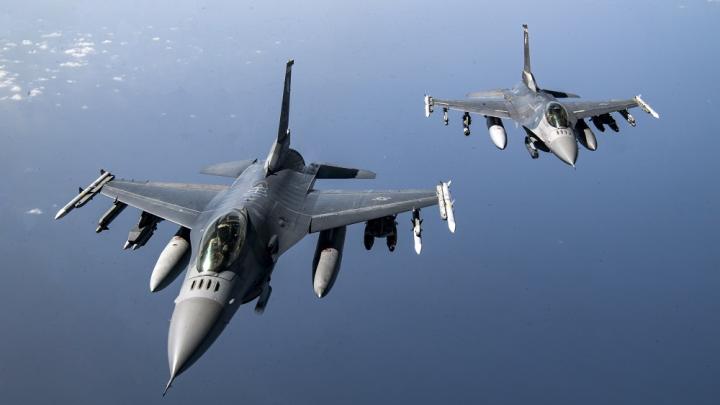 ВСУ выбили из Новоалександровки, F 16 будут атаковать Россию с аэродромов Украины, ФРГ не планирует вступать в конфликт — Горячая сводка СВО ВСУ выбили из Новоалександровки, F 16 будут атаковать Россию с аэродромов Украины, ФРГ не планирует вступать в конфликт — Горячая сводка СВО