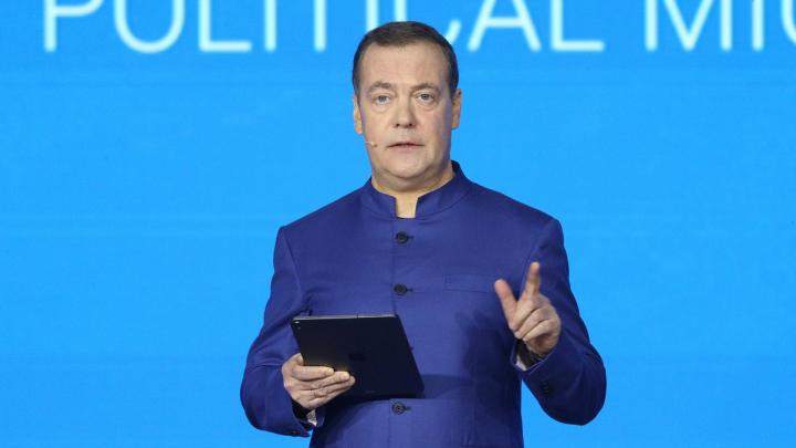 Киев расписался в неудаче: Наши освободили Новопровское и идут дальше. Россия улучшила ракеты Х 101. Призывы Медведева – Горячая сводка СВО Киев расписался в неудаче: Наши освободили Новопровское и идут дальше. Россия улучшила ракеты Х 101. Призывы Медведева – Горячая сводка СВО