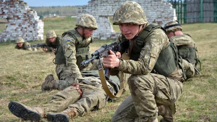 Русская армия усиливает натиск, резервы ВСУ иссякают: Киев посылает на убой вертолётчиков. В Донбассе угроза нового прорыва Русская армия усиливает натиск, резервы ВСУ иссякают: Киев посылает на убой вертолётчиков. В Донбассе угроза нового прорыва