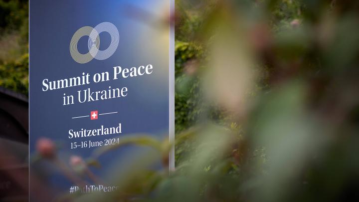 На «мирном саммите» Украина отошла на второй план: Все разговоры только о неприглашённой стороне. Россия будет ждать