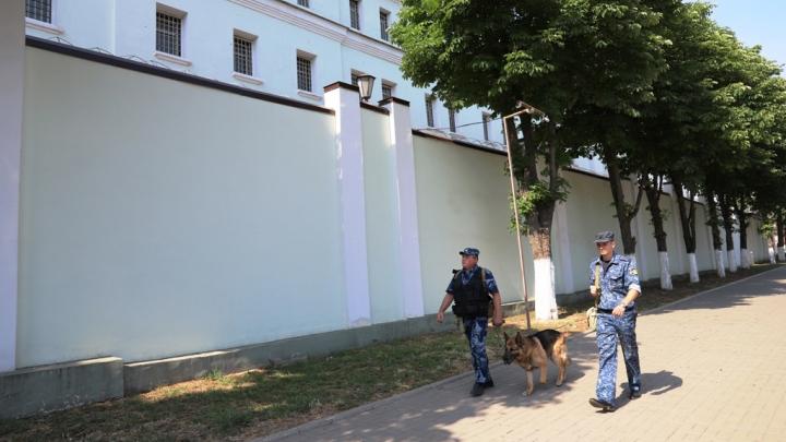 Не изолятор, а курорт: У террористов в ростовском СИЗО были идеальные условия для побега Не изолятор, а курорт: У террористов в ростовском СИЗО были идеальные условия для побега