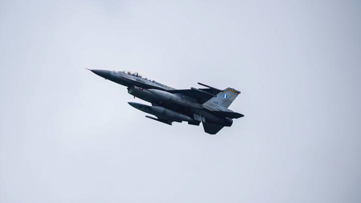Россия нарастила ударный кулак: под прицелом Боровая. Войска ЦВО ворвались в Яснобродовку и штурмуют Сокол: Горячая сводка СВО Россия нарастила ударный кулак: под прицелом Боровая. Войска ЦВО ворвались в Яснобродовку и штурмуют Сокол: Горячая сводка СВО