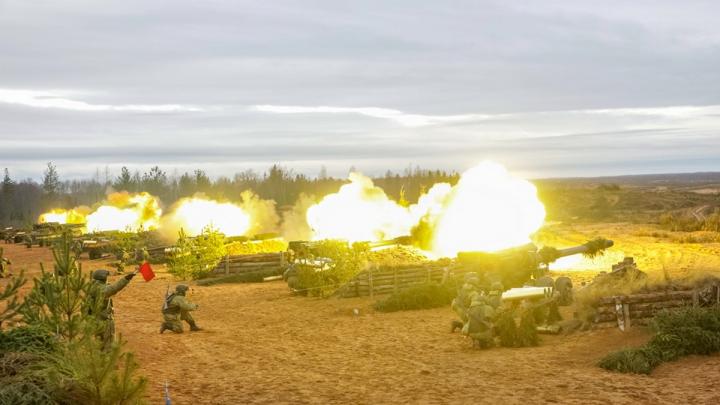 Прорыв обороны ВСУ в Дзержинске: Россия готовит поход на Боровое. Побег «побратимов» под Угледаром. Тучи над Сырским – Горячая сводка СВО