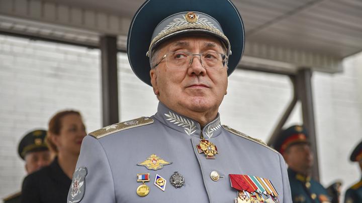 «Только попробуйте»: Белоусов впервые пригрозил военным тюрьмой. Но военкоры жалуются на бюрократию «Только попробуйте»: Белоусов впервые пригрозил военным тюрьмой. Но военкоры жалуются на бюрократию