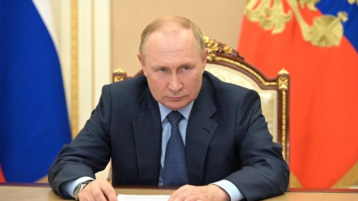 Дальше только кровь, огонь и «чёрные лебеди»: Киев проигнорировал «последний шанс» от Путина