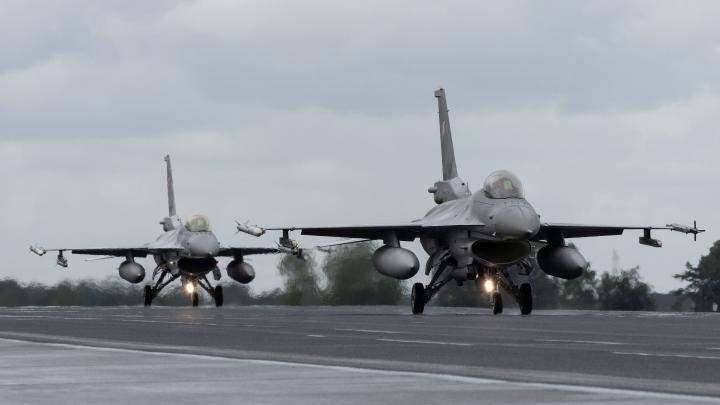 За F16 полетят F15 Eagle: США помогут Незалежной завоевать превосходство в воздухе? За F16 полетят F15 Eagle: США помогут Незалежной завоевать превосходство в воздухе?