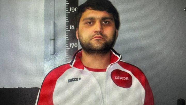 Палкой по голове: Мигранты избили депутата Госдумы, поднимавшего проблему миграции Палкой по голове: Мигранты избили депутата Госдумы, поднимавшего проблему миграции