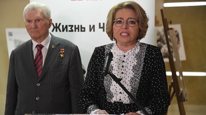 Избили беременную до выкидыша, грабили ветеранов в госпитале и прочие подвиги мигрантов: Конечно, мы без этого не выживем Избили беременную до выкидыша, грабили ветеранов в госпитале и прочие подвиги мигрантов: Конечно, мы без этого не выживем