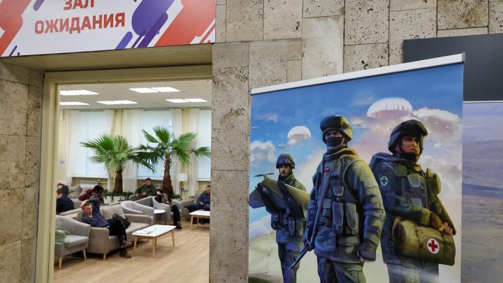 Рекордная атака на Москву: ВСУ подобрались к столичному НПЗ. Наши освободили Синьковку и Карловку. Проблемы Киева с F 16 – Горячая сводка СВО Рекордная атака на Москву: ВСУ подобрались к столичному НПЗ. Наши освободили Синьковку и Карловку. Проблемы Киева с F 16 – Горячая сводка СВО