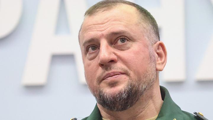 Генерал Алаудинов заступился за чеченских «дебоширов» из Анапы. Военкор задал ему два вопроса Генерал Алаудинов заступился за чеченских «дебоширов» из Анапы. Военкор задал ему два вопроса