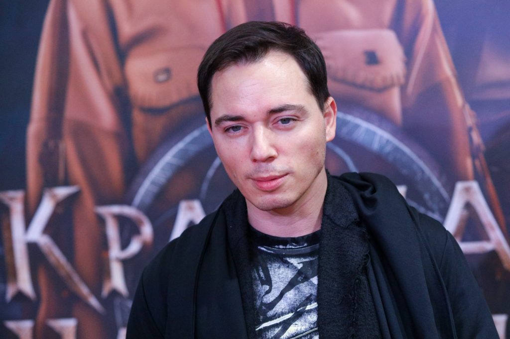 43-летний сын Газманова рассказал, что не женат из-за «большого значения семьи»