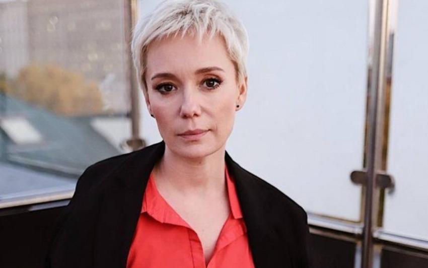 Актриса Чулпан Хаматова заявила, что считает Артура Смольянинова* своим братом Актриса Чулпан Хаматова заявила, что считает Артура Смольянинова* своим братом