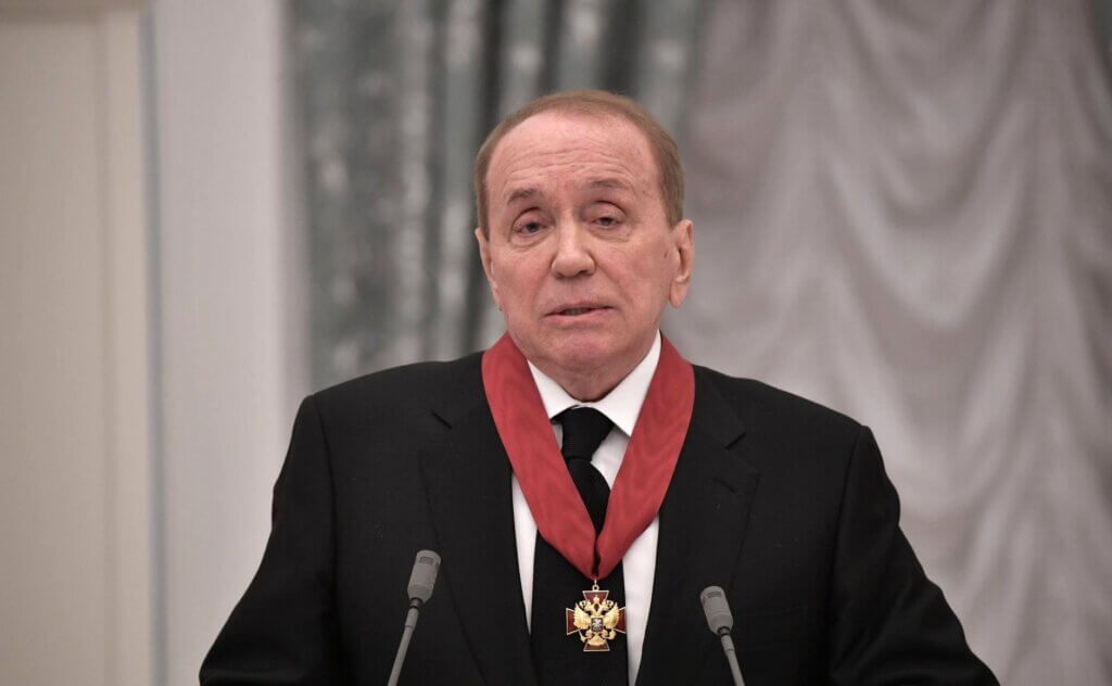 Адвокат Алешкин: наследство Маслякова будут делить по завещанию или по закону Адвокат Алешкин: наследство Маслякова будут делить по завещанию или по закону