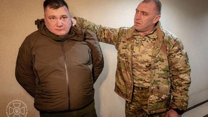 «Сырский сдаёт Суджу», начался саботаж. «Кувалда Путина» получила новое свойство. Трамп звонит Зеленскому. СВОдки с фронта «Сырский сдаёт Суджу», начался саботаж. «Кувалда Путина» получила новое свойство. Трамп звонит Зеленскому. СВОдки с фронта