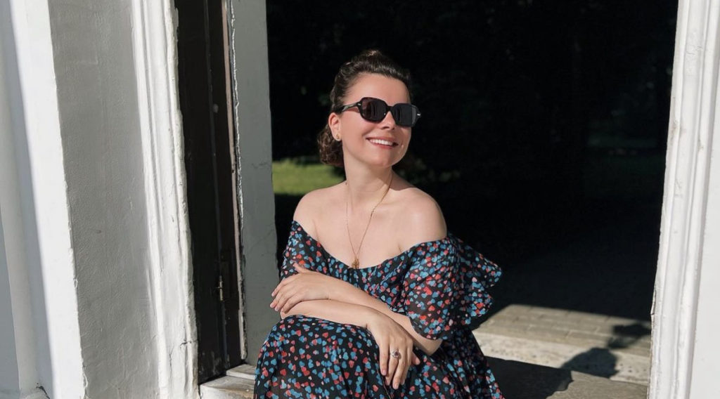 Татьяна Брухунова отправила детей от юмориста Петросяна за границу Татьяна Брухунова отправила детей от юмориста Петросяна за границу