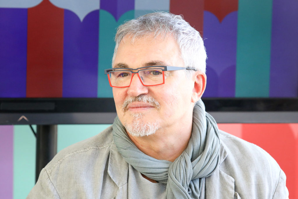 Дмитрий Дибров вместе с семьей улетел на Сейшелы Дмитрий Дибров вместе с семьей улетел на Сейшелы