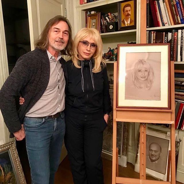 Продюсер Морозов заявил, что карьера Ирины Аллегровой «закончилась» Продюсер Морозов заявил, что карьера Ирины Аллегровой «закончилась»