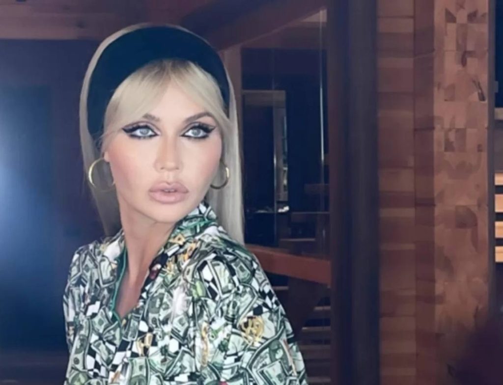 Ляйсан Утяшева показала дочь Софию в пижаме тигра Ляйсан Утяшева показала дочь Софию в пижаме тигра