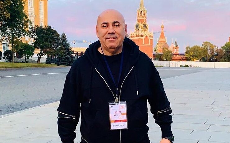 Кадыров присвоил Пригожину звание заслуженного деятеля искусств Чечни Кадыров присвоил Пригожину звание заслуженного деятеля искусств Чечни