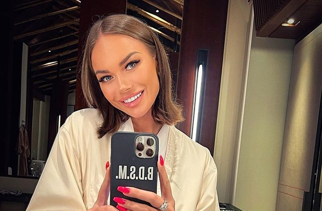 Яна Кошкина рассказала, как замужество повлияло на её карьеру Яна Кошкина рассказала, как замужество повлияло на её карьеру