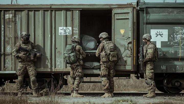 «Британское вторжение» под Белгород началось? Дроны идут волнами. 90 атак за ночь. Гладков: «Ко всем бедам добавилась еще одна» «Британское вторжение» под Белгород началось? Дроны идут волнами. 90 атак за ночь. Гладков: «Ко всем бедам добавилась еще одна»
