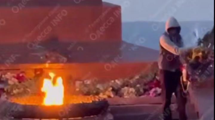 «В четверг жду Путина в Турции – лично»: Зеленский. Будет сильный жест в ответ? Одессу можно взять без штурма. СВОдки с фронта «В четверг жду Путина в Турции – лично»: Зеленский. Будет сильный жест в ответ? Одессу можно взять без штурма. СВОдки с фронта