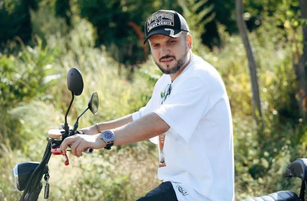 Юморист Дмитрий Позов вышел из рехаба Юморист Дмитрий Позов вышел из рехаба