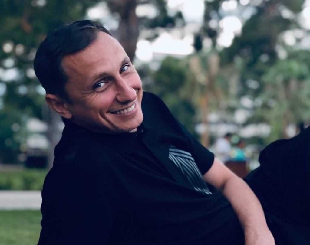 49-летний Вадим Галыгин впервые стал дедушкой 49-летний Вадим Галыгин впервые стал дедушкой