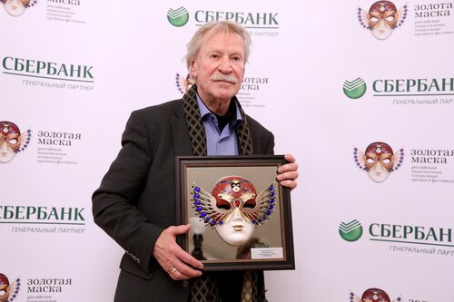 94-летний актер Иван Краско попал в реабилитационный центр 94-летний актер Иван Краско попал в реабилитационный центр