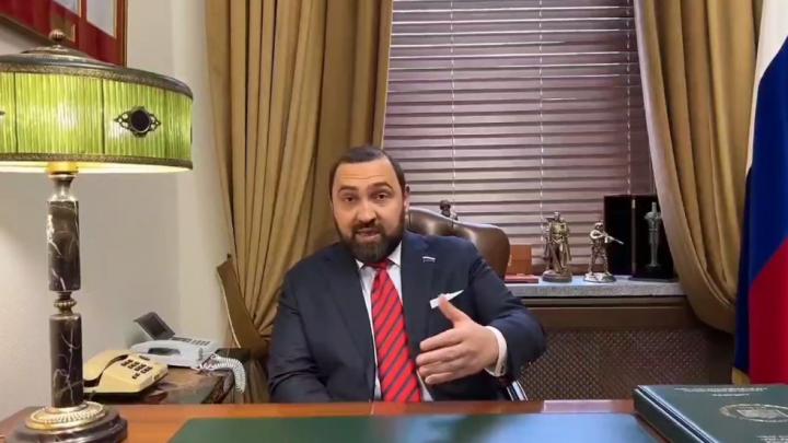 Подоляка о депутате из Дагестана: «Не буду говорить о его моральном облике». В конце осени Россию начнут качать изнутри? Подоляка о депутате из Дагестана: «Не буду говорить о его моральном облике». В конце осени Россию начнут качать изнутри?