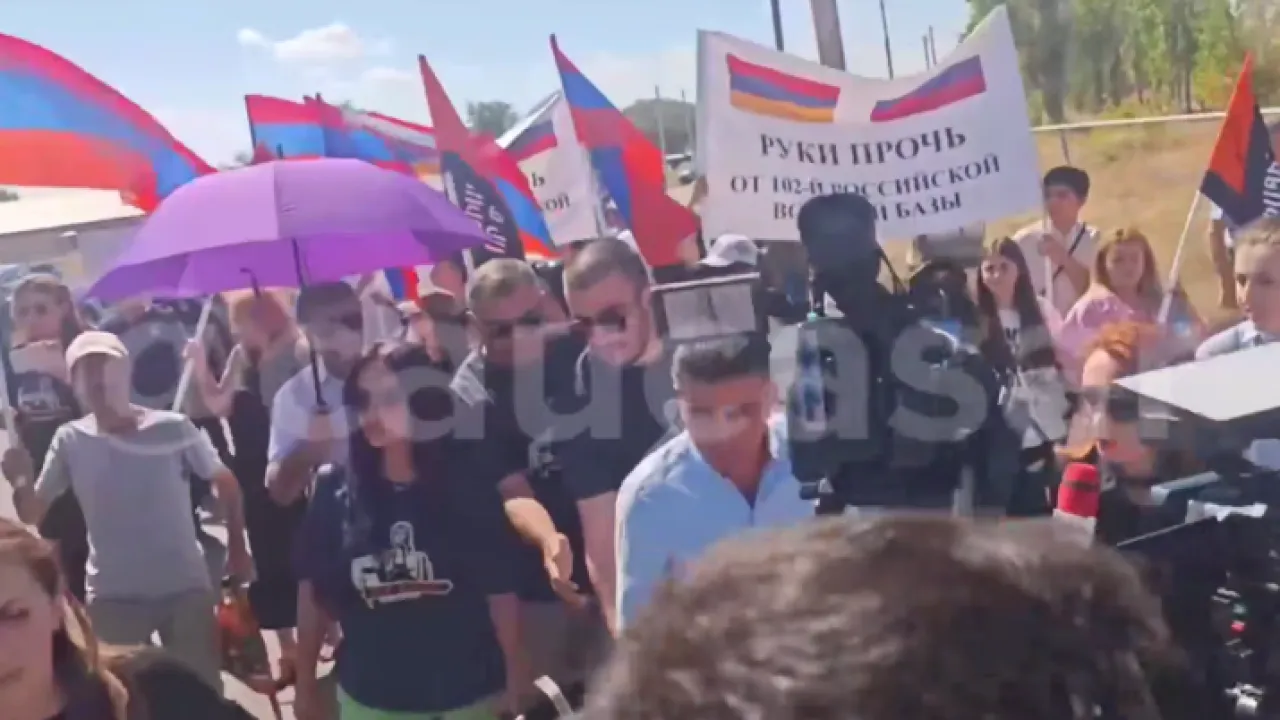 У наших бойцов в Гюмри начались проблемы? Готова массовая атака дронов У наших бойцов в Гюмри начались проблемы? Готова массовая атака дронов